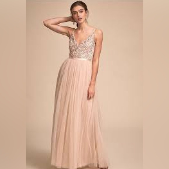 Beautiful pale pink embellished ball gown - Picture 2 of 7